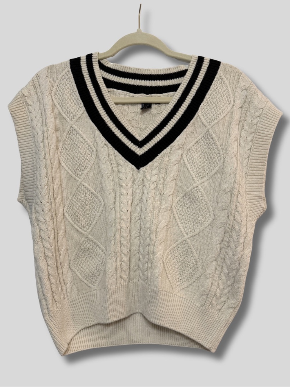 Forever 21 Cream Cable Knit V-Neck Sweater Vest with Black Trim